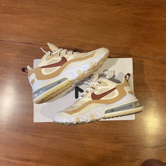 Women's Nike Air Max 270 React Sneakers AT6174-700 - Picture 5 of 13